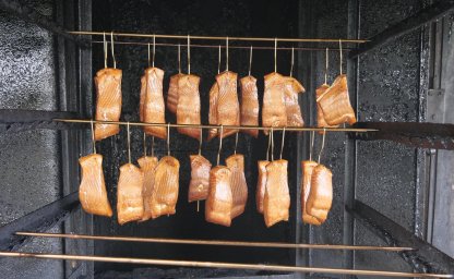 ¿Cómo construir un ahumadero de mampostería? Un sencillo proyecto de bricolaje